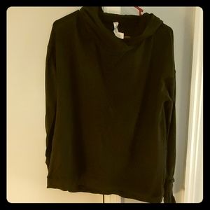 Black Lululemon hooded sweatshirt